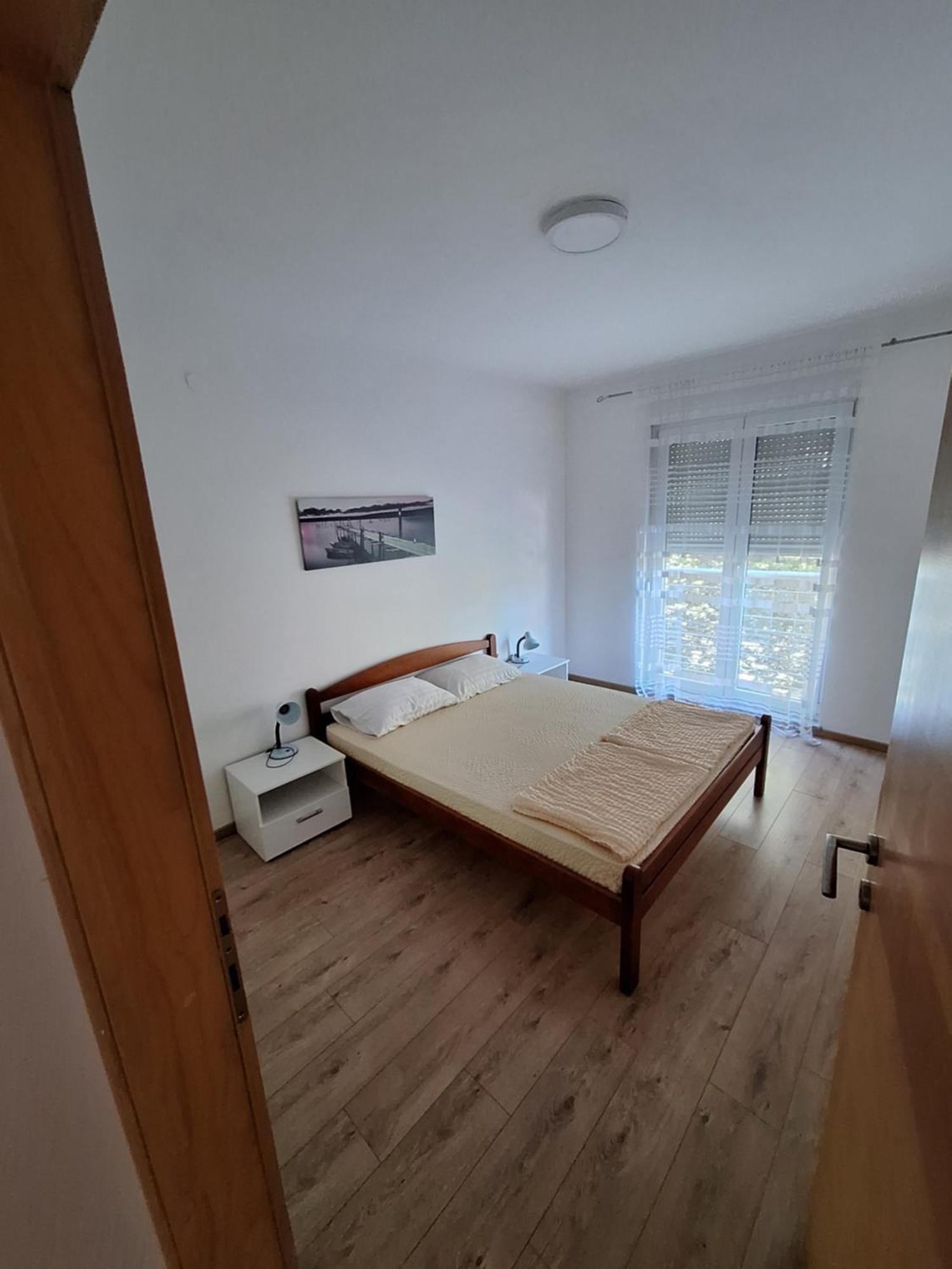 מוסטר Apartment Enjoy Free Private Parking מראה חיצוני תמונה