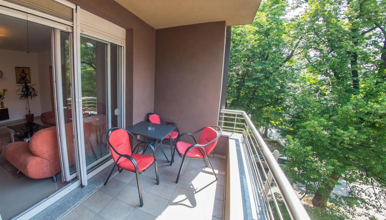 מוסטר Apartment Enjoy Free Private Parking מראה חיצוני תמונה